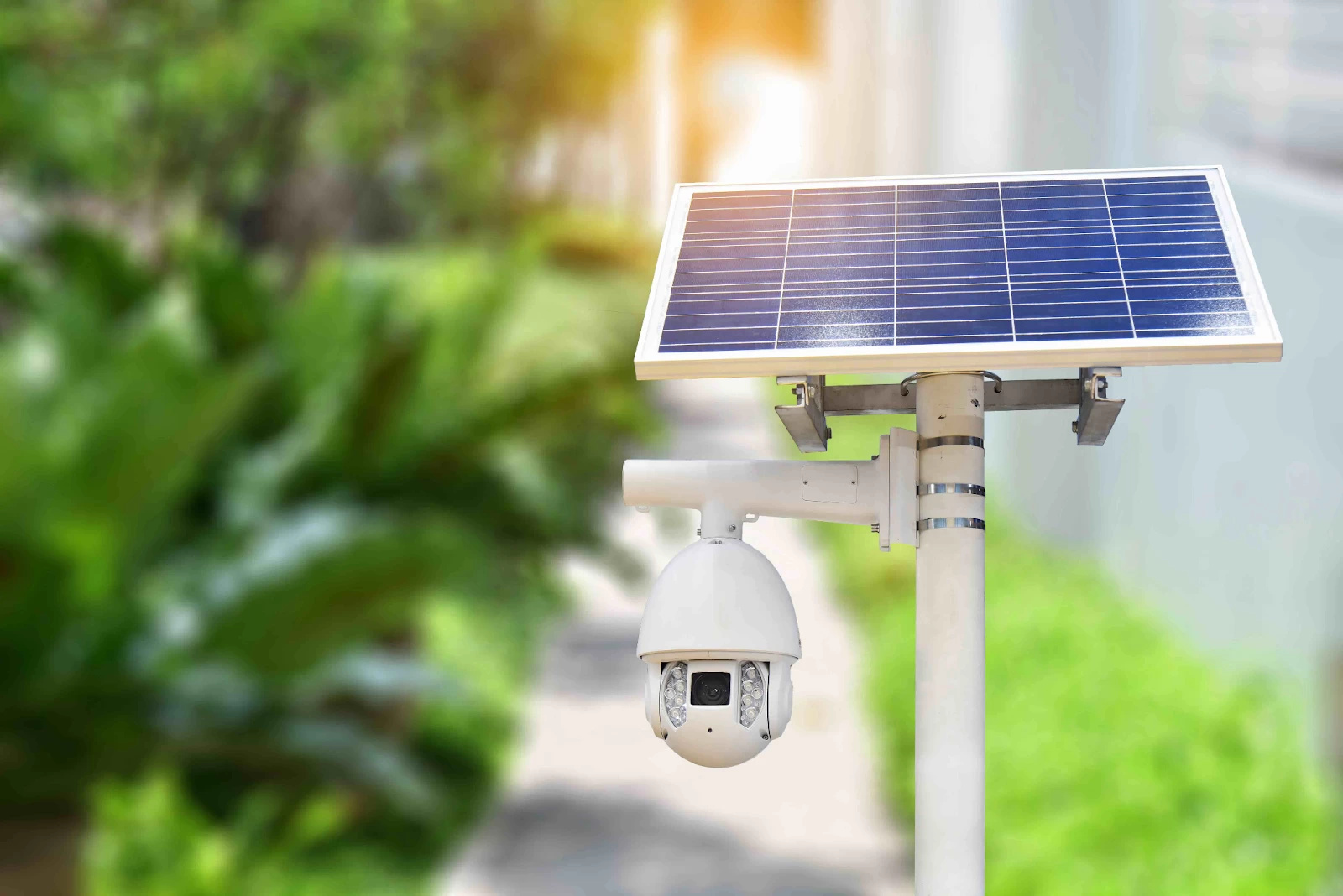 Revolutionize Remote Security: Wireless Solar Surveillance Systems